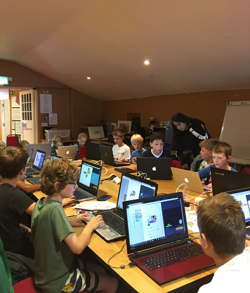 Creating apps with Kano Art