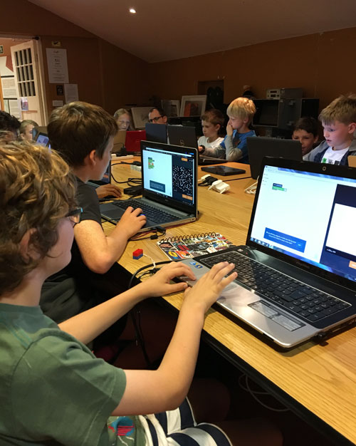 Making apps with Kano Art